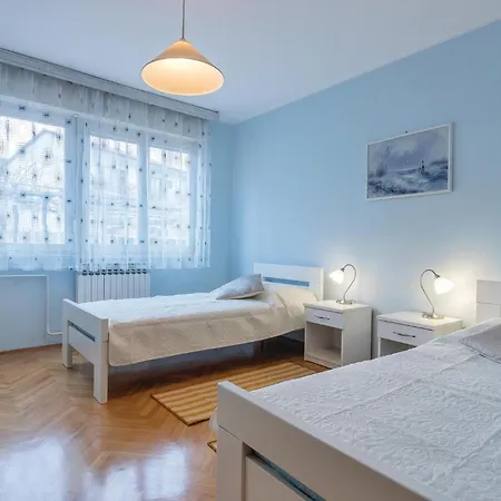 Amazing Apartment In Pula With Wifi Exterior photo